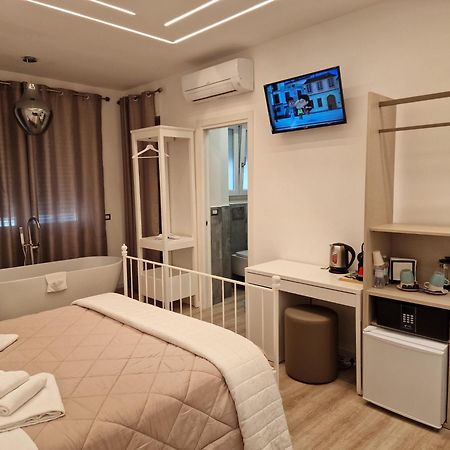 רומא Guest House San Lorenz מראה חיצוני תמונה